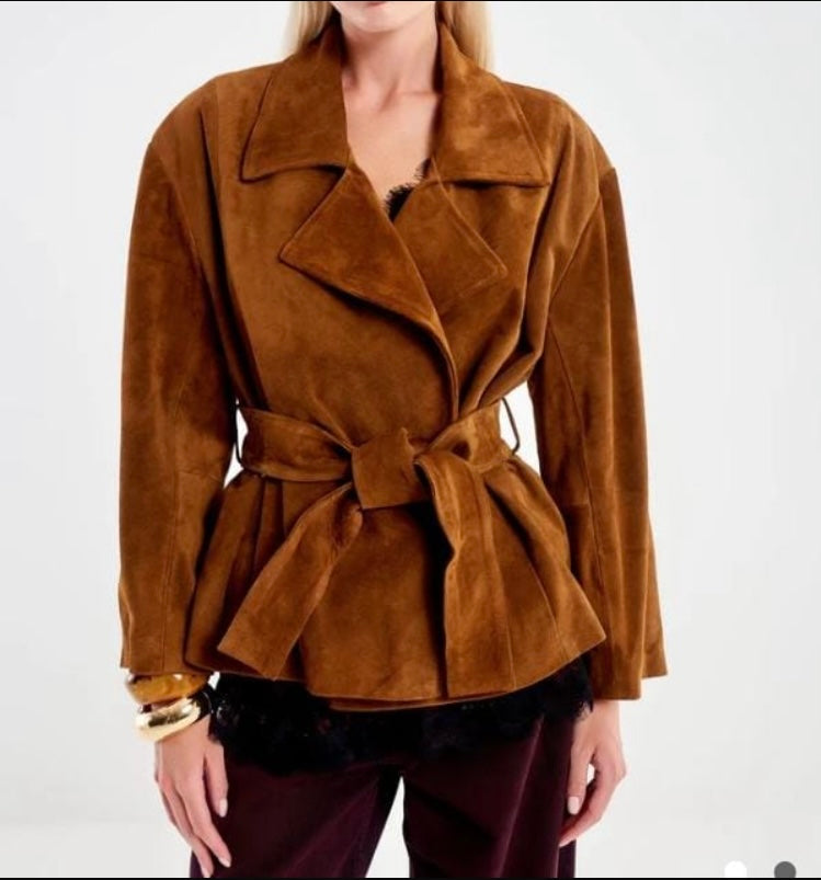 VICOLO - TRENCH CORTO IN CAMOSCIO CARAMELLO