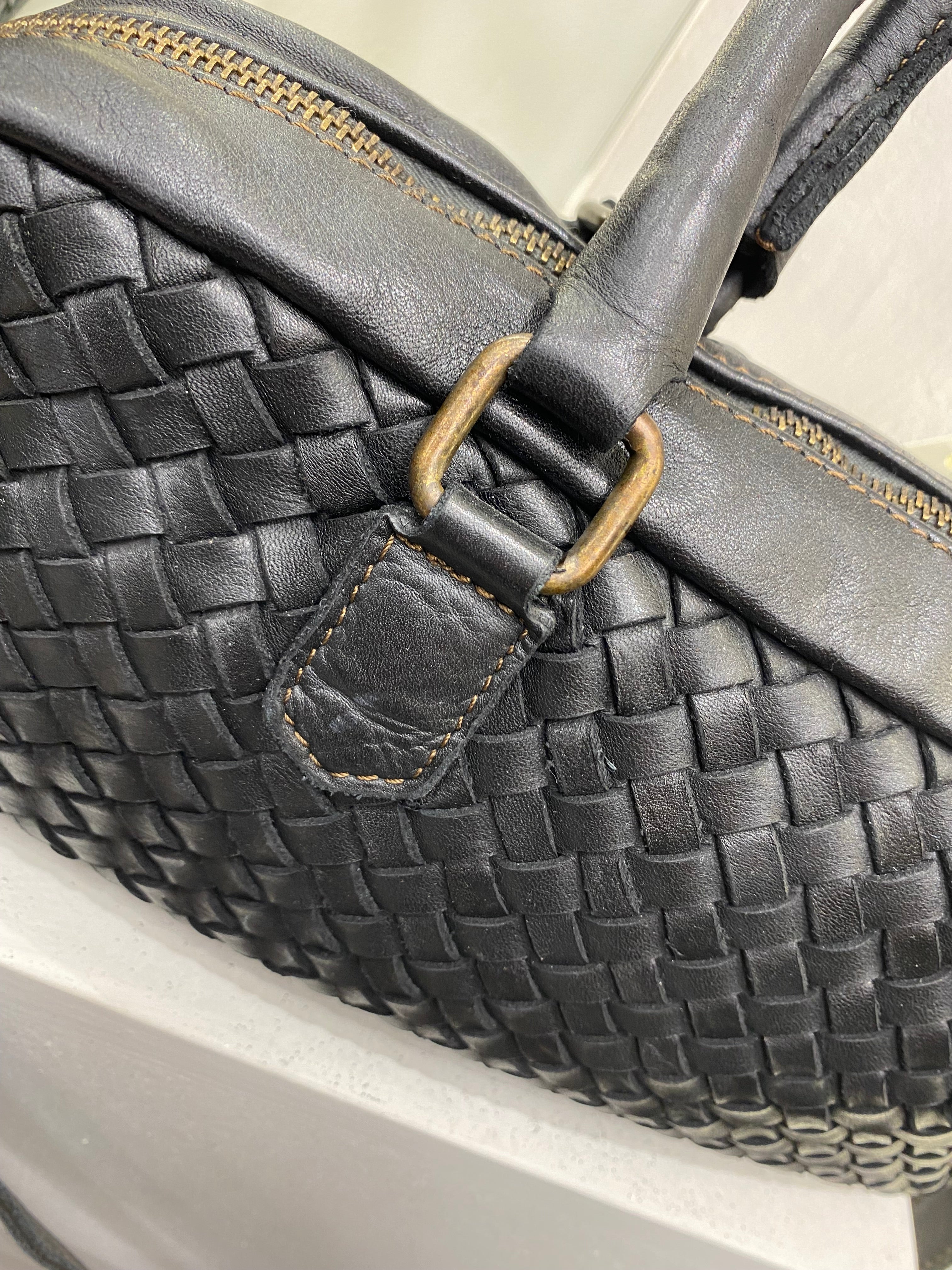 ERREBI - BORSA NERA IN PELLE ,TRAMA INTRECCIO ,CON TRACOLLA