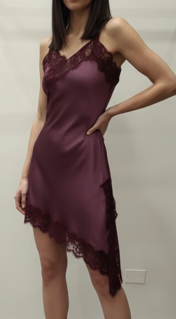 VICOLO-ABITO LINGERIE ASIMMETRICO IN PIZZO