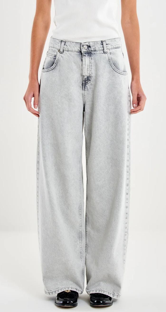 VICOLO -JEANS ICON MIA