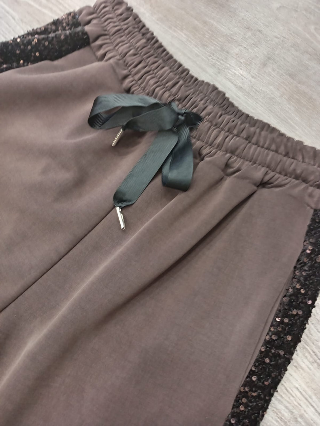 ERREBI -PANTALONE PAILLETTES