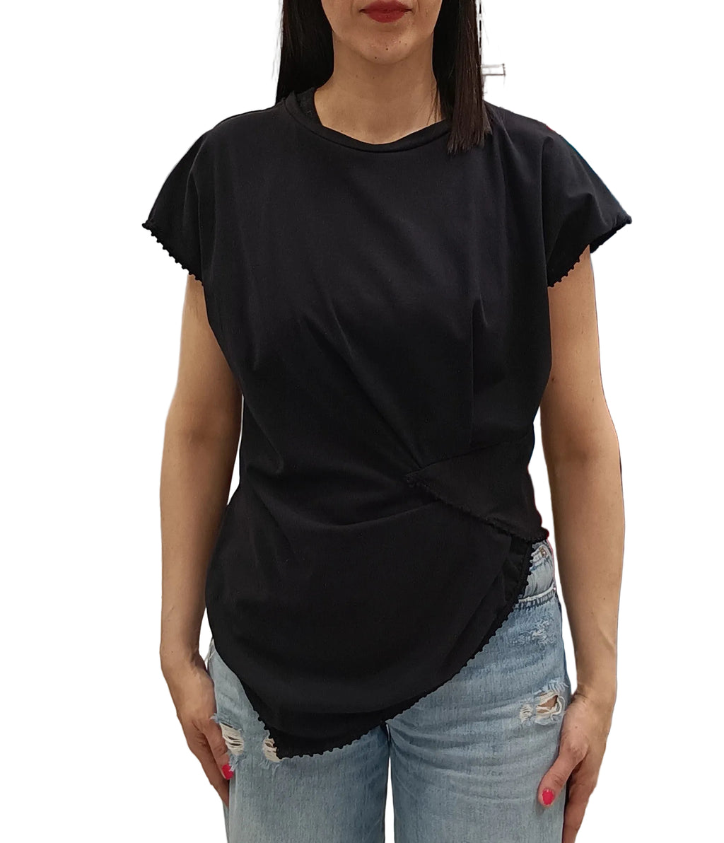 VICOLO-T SHIRT ASIMMETRICA CON NAPPINE